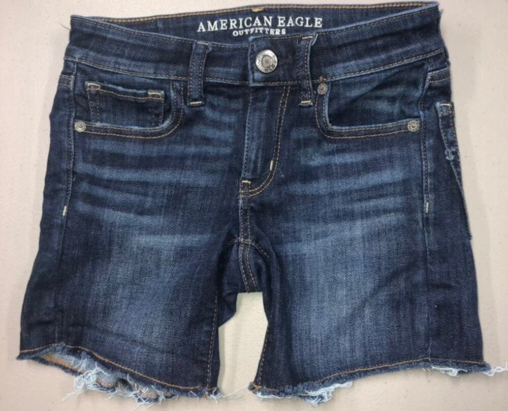 American Eagle Jean Shorts Ladies size 00